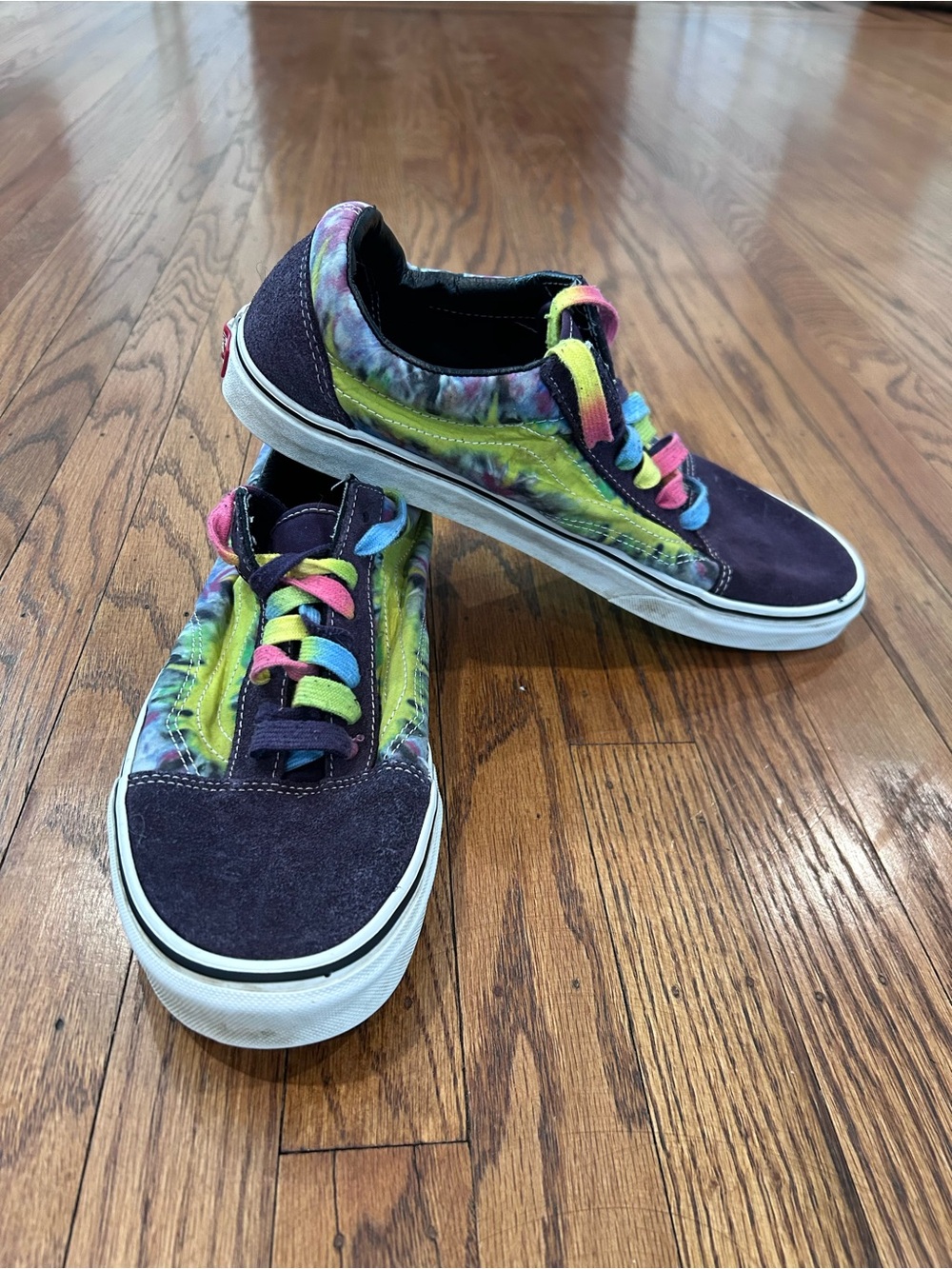 Tie-Dye Low-Top Sneakers in Purple and Multicolor